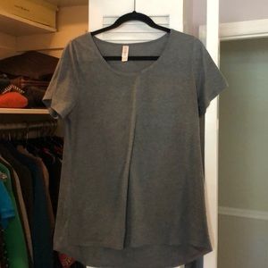 Lularoe grey classic tee